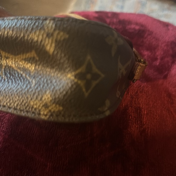 Louis Vuitton Brown Monogram Crossbody Bag - Picture 12 of 14